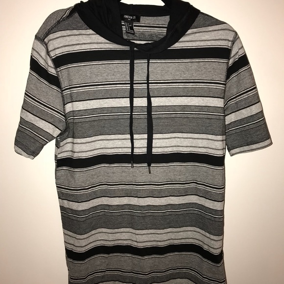 Banana Republic short sleeve hoodie - Picture 1 of 3
